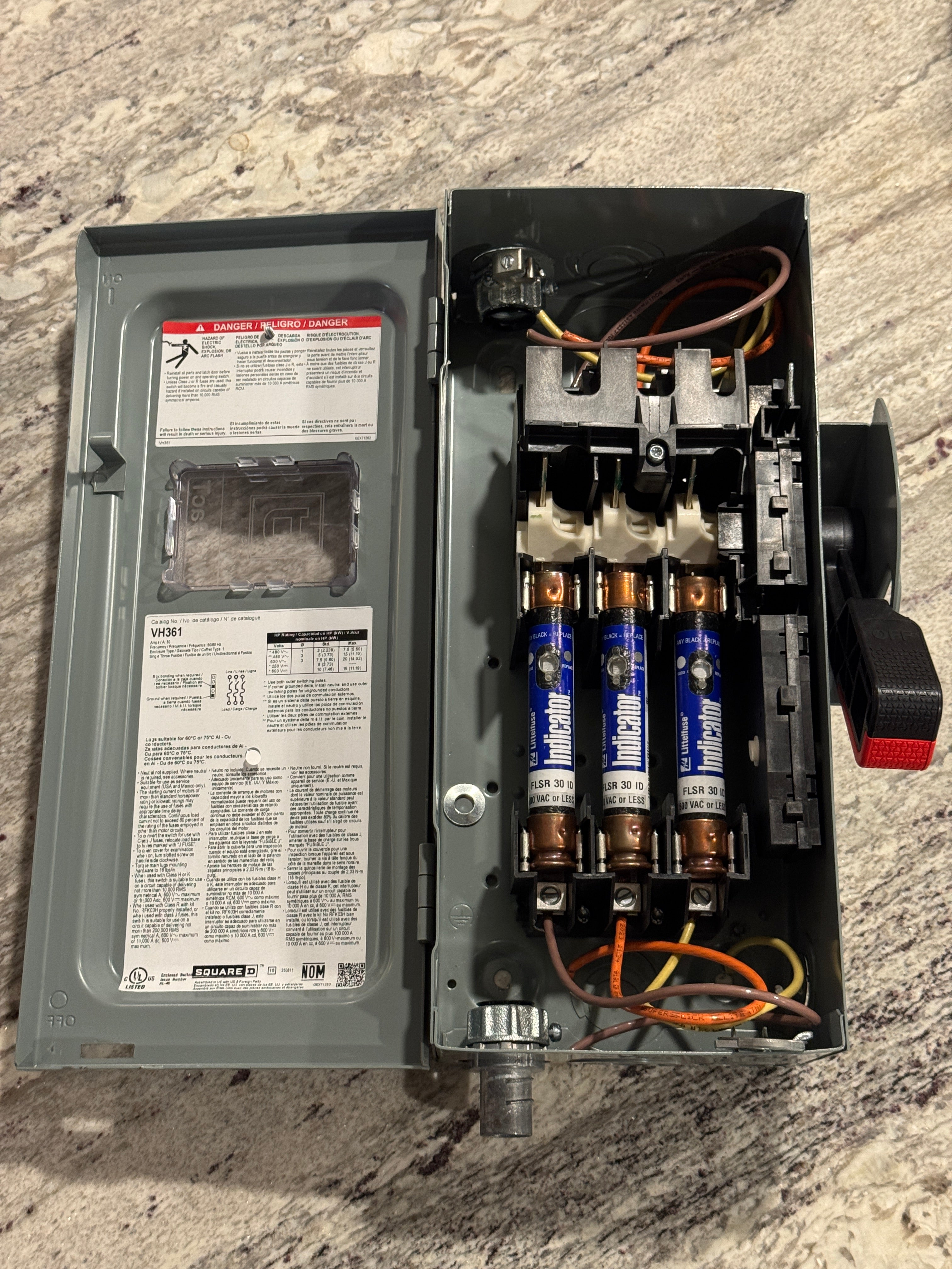 VH361 Square D Schneider Electric Heavy Duty Fused Safety Switch 600V 30A 3P NEW