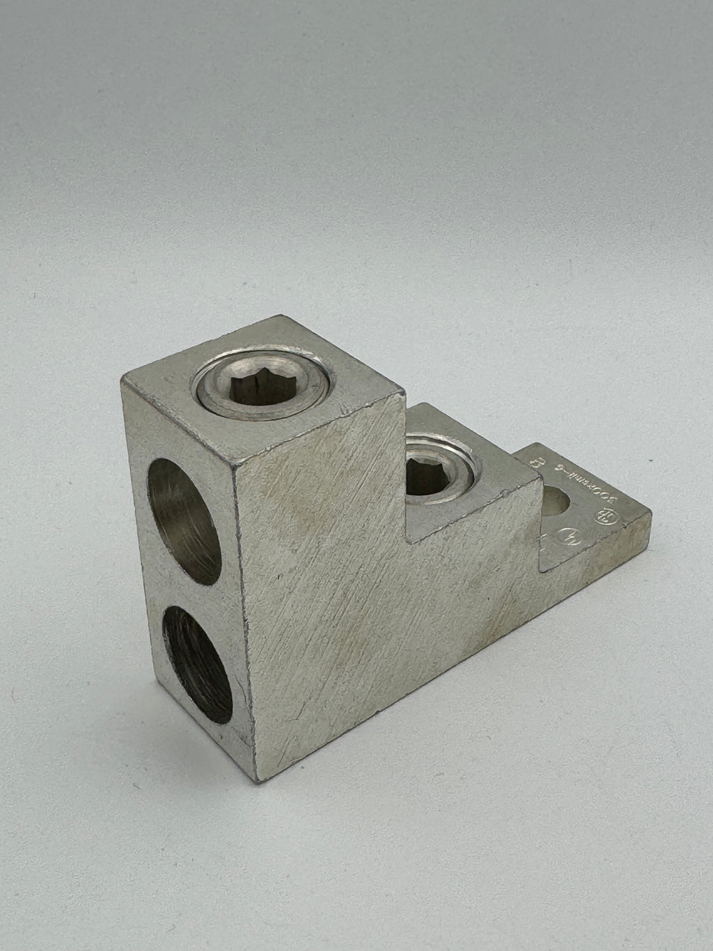 ILSCO PB2-300 Mechanical Aluminum Panelboard Lug, 300MCM-6, 2 Port - NEW