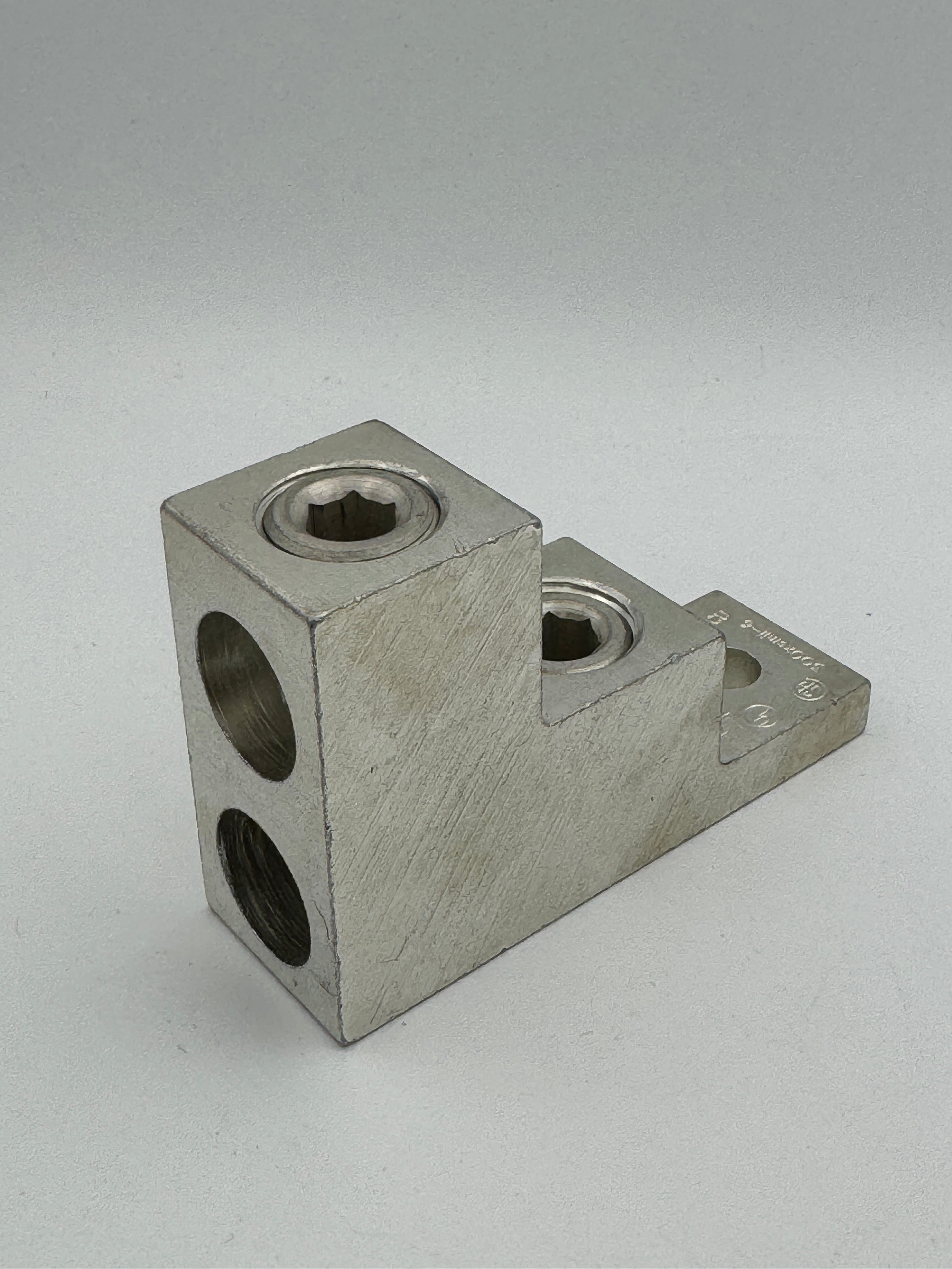 ILSCO PB2-300 Mechanical Aluminum Panelboard Lug, 300MCM-6, 2 Port - NEW