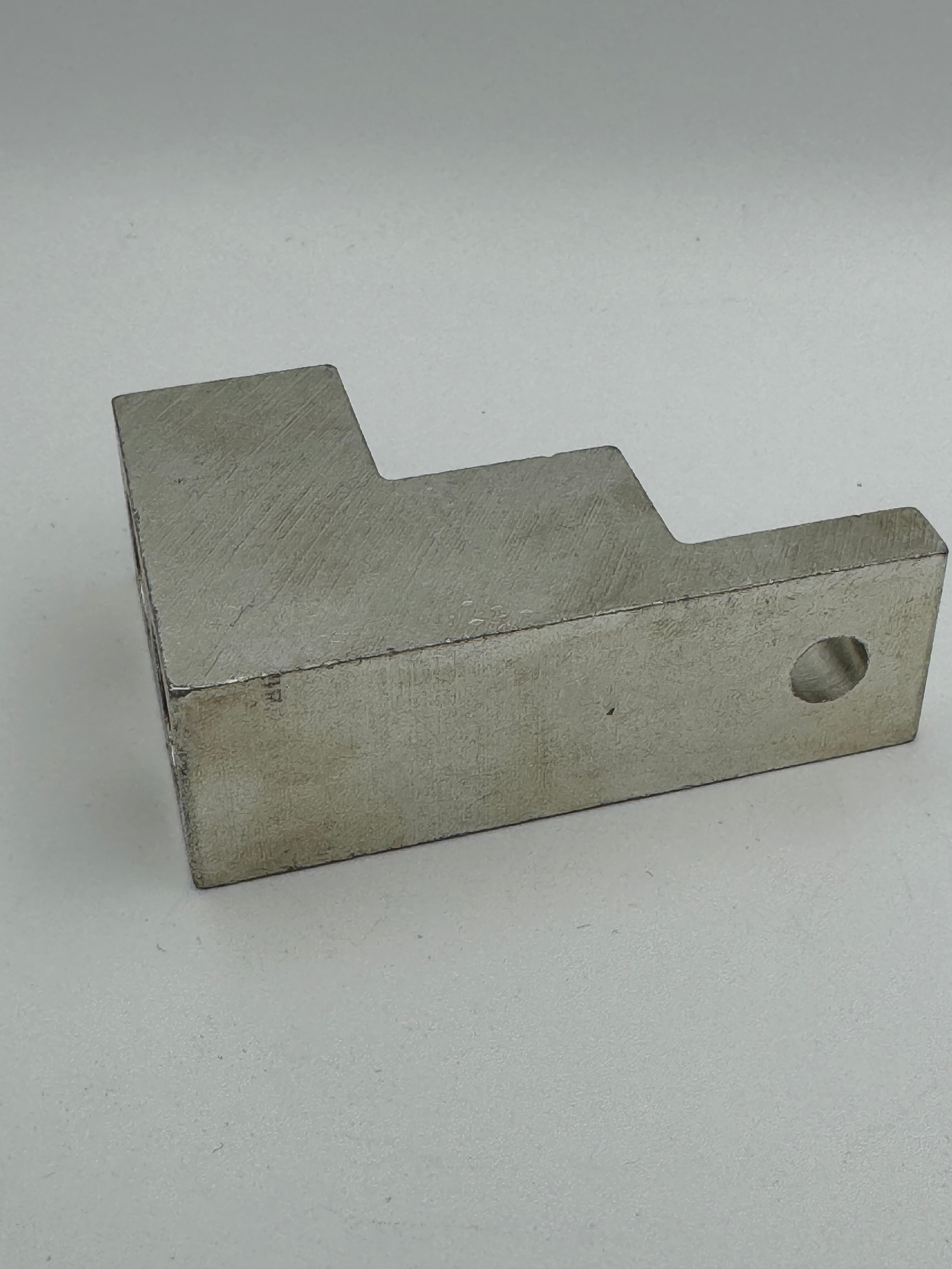 ILSCO PB2-300 Mechanical Aluminum Panelboard Lug, 300MCM-6, 2 Port - NEW