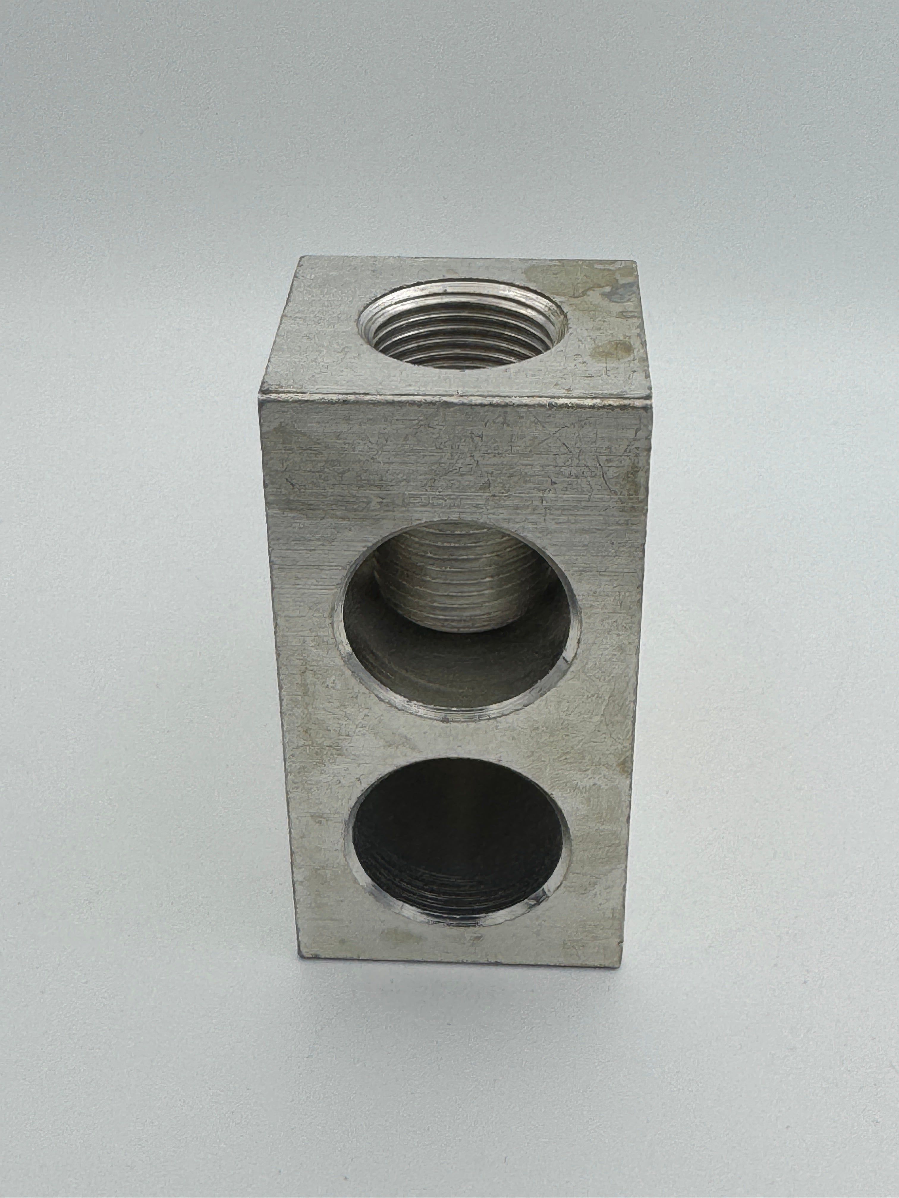 Polaris 600T-2 600KCMIL-2 AL9CU Mechanical Panelboard Lug - NEW
